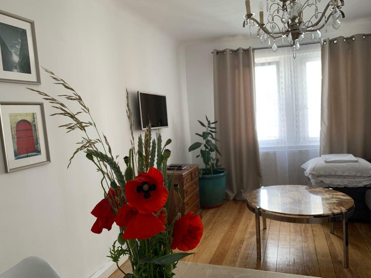 Ferienwohnung West Stuttgart Bagian luar foto